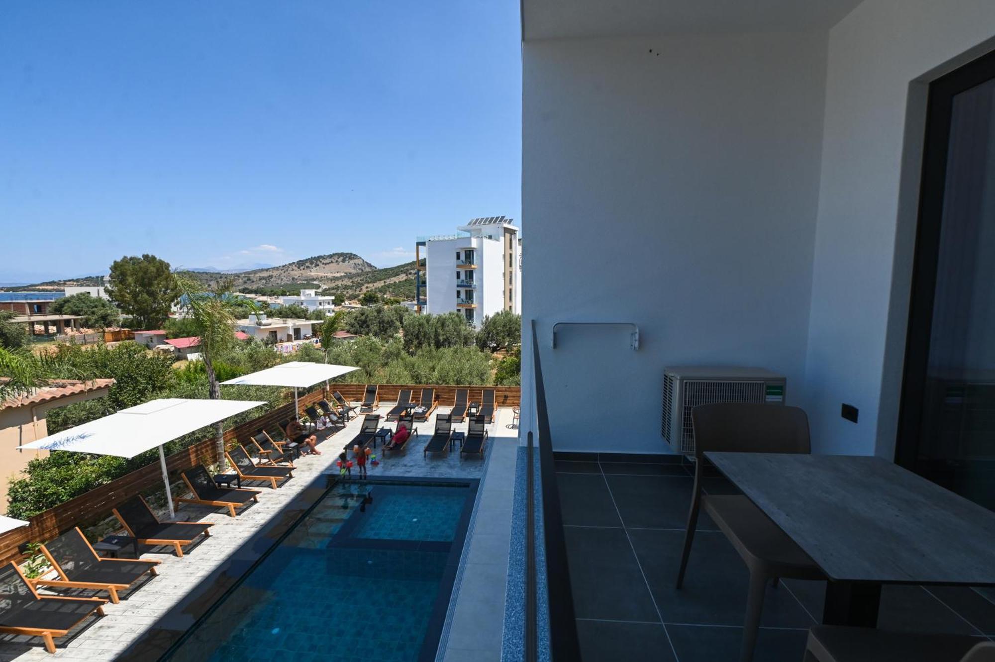 Monun Hotel Ksamil Exterior photo