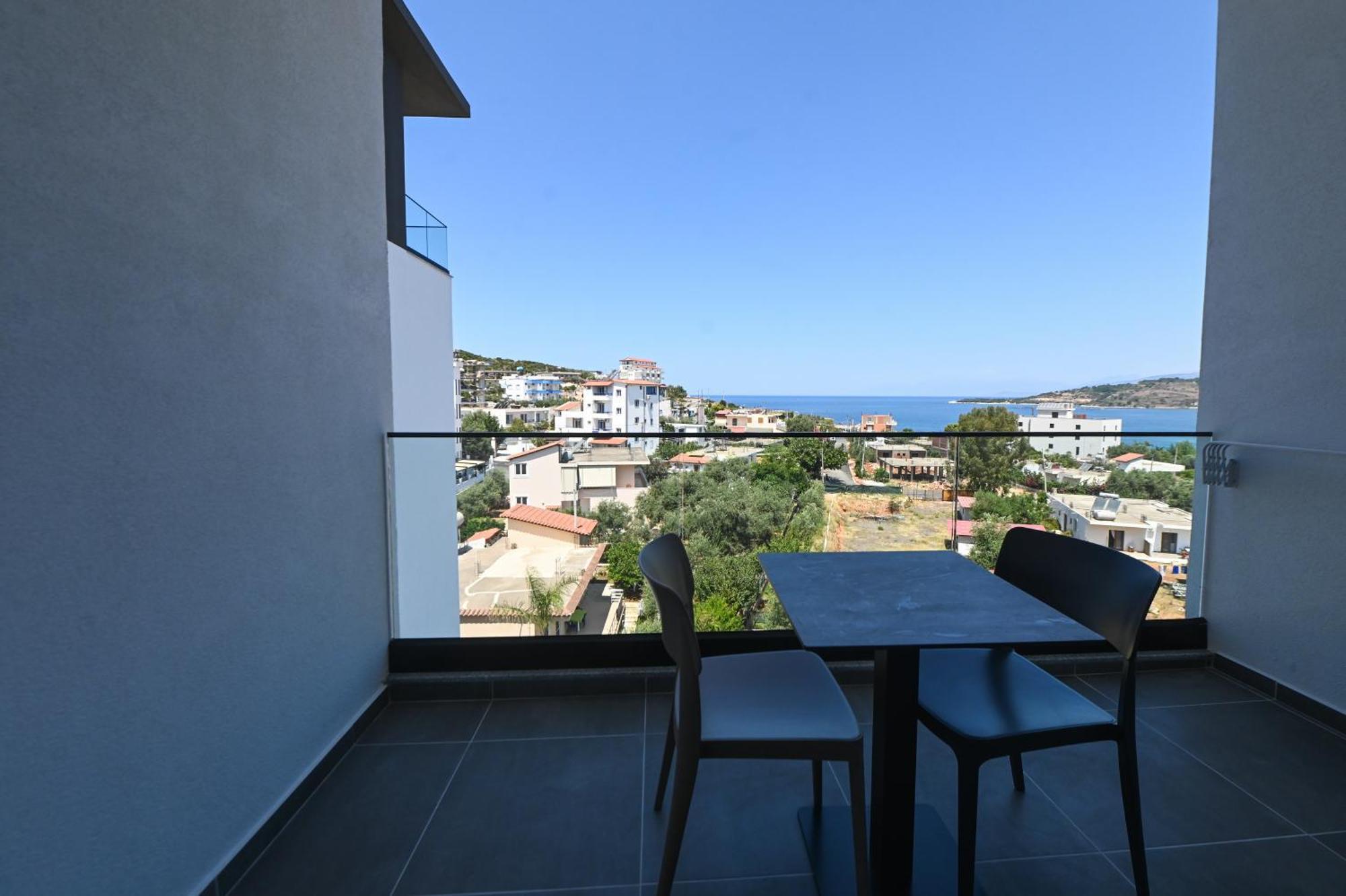 Monun Hotel Ksamil Exterior photo