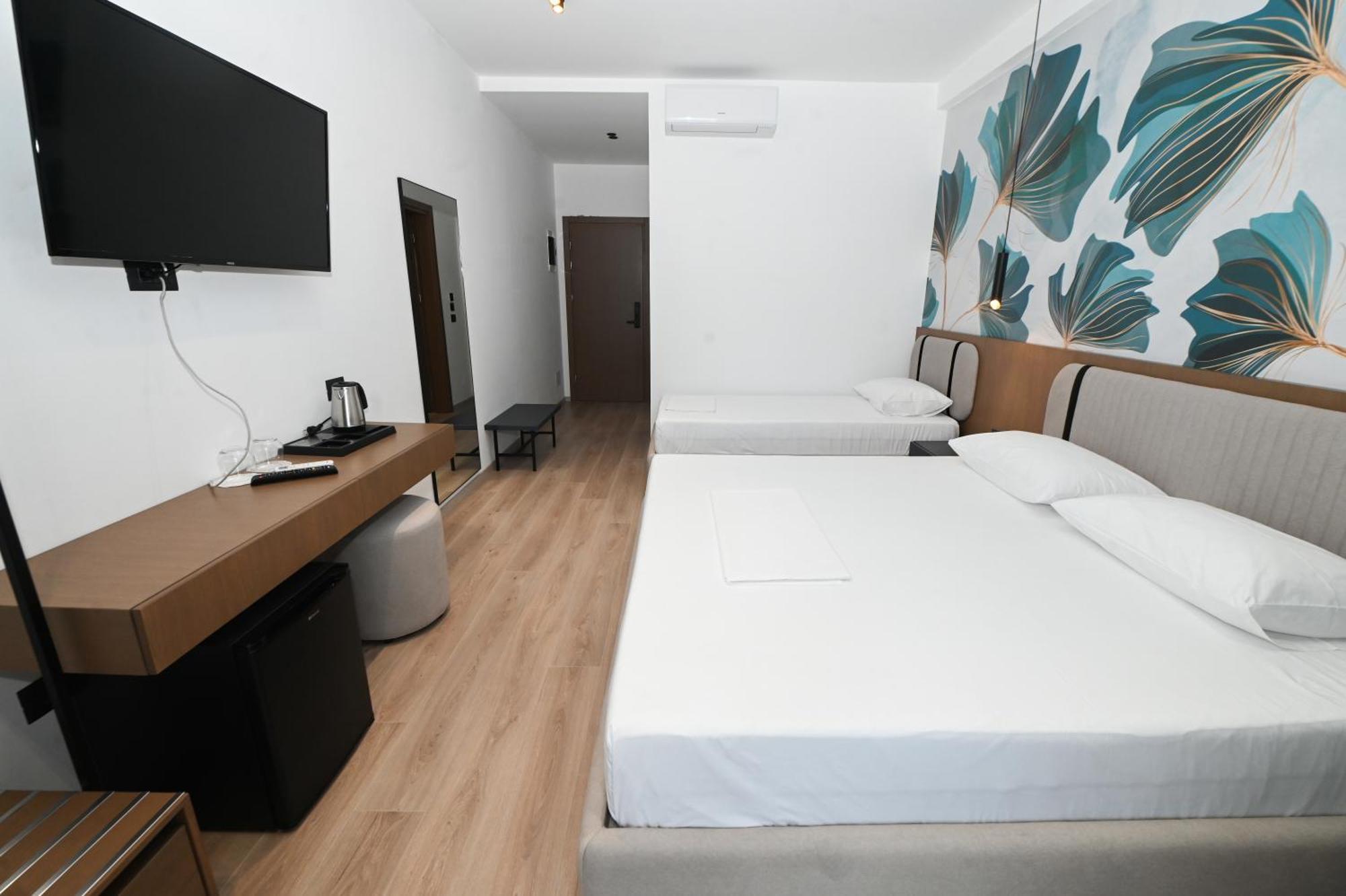 Monun Hotel Ksamil Exterior photo